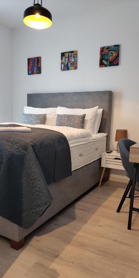 Pe-Ki Lux Apartman Székesfehérvár Exterior foto